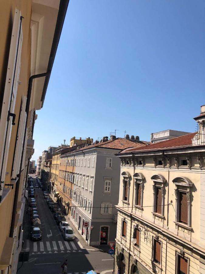Le Maldobrie Apartment Триест Екстериор снимка